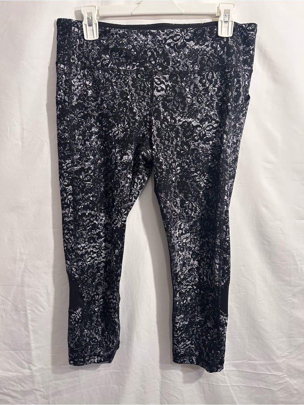 lululemon athletica Black & White Marble-Effect Leggings